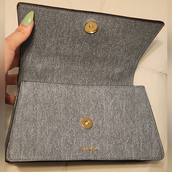 Tiger Head Denim Bag with Gold Chain By ALDO - Picture 6 of 6